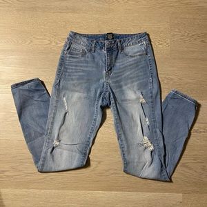 Distressed Skinny Jeans